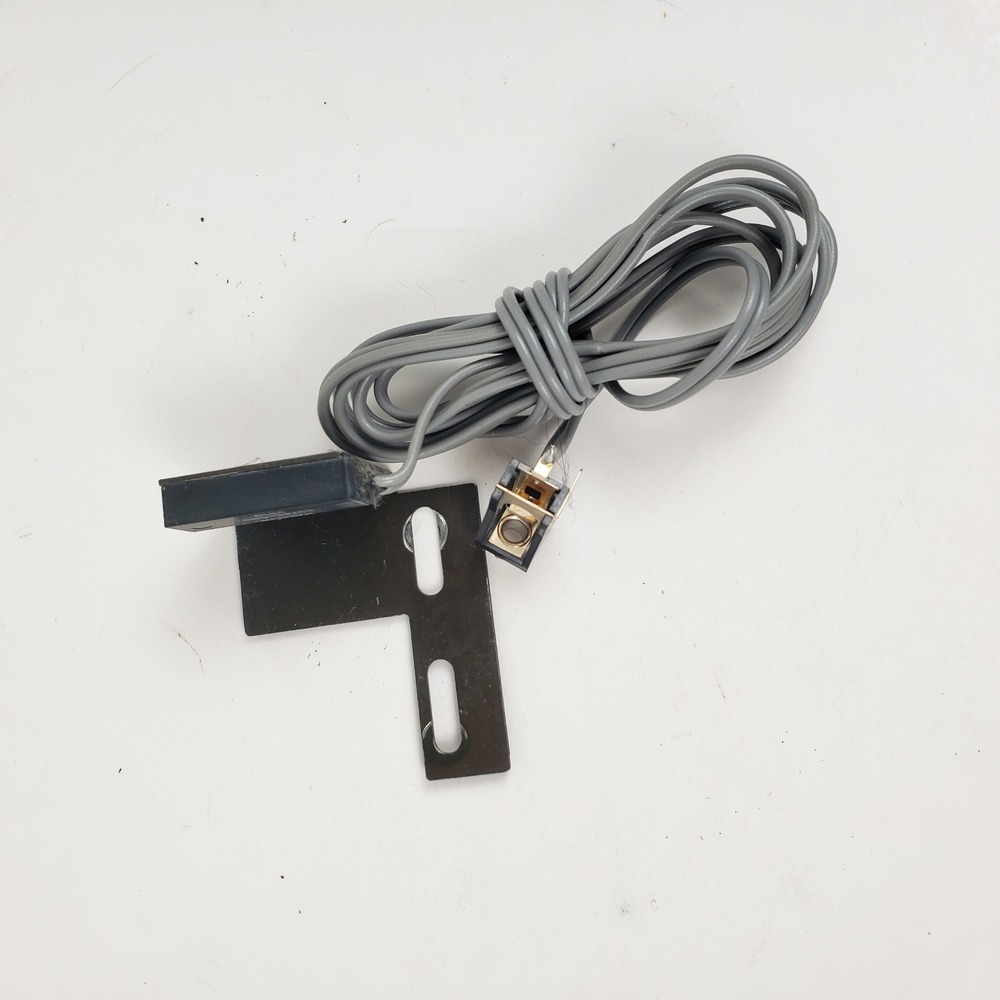 NordicTrack Ski Machine Speed Sensor Hamlin 59145-500 9310 Magnetic Reed Switch
